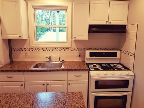2nd image of 86 Alden St #1