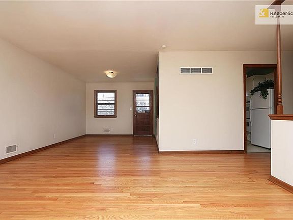 3rd image of 15303 E 43rd Pl S