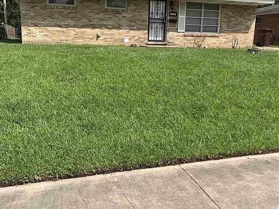 2nd image of 2105 Howard Dr