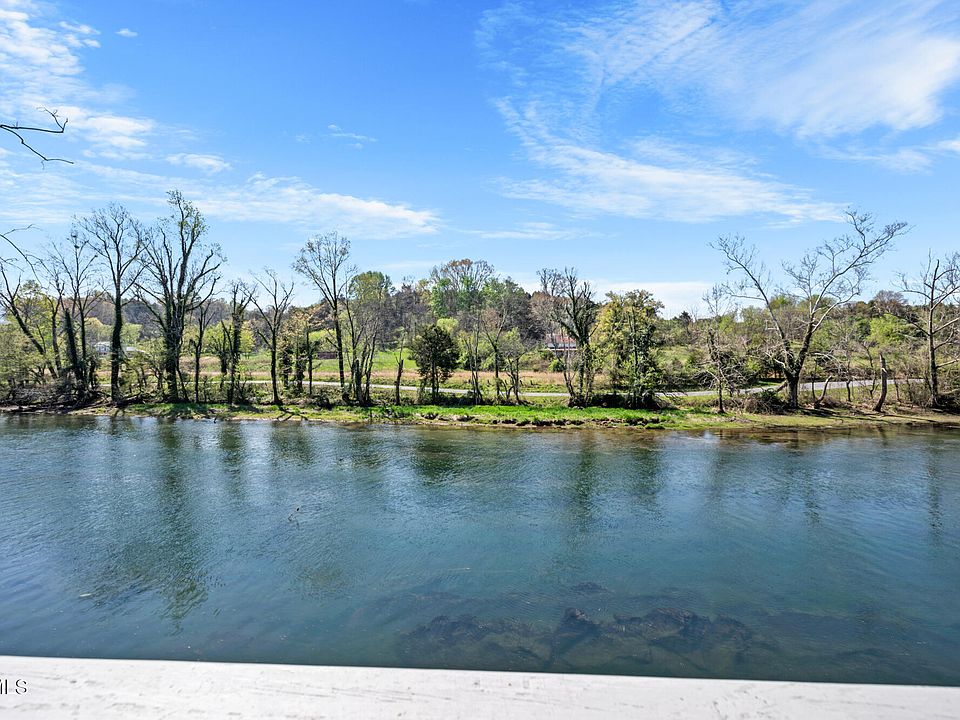 57th image of 1910 Riverside Rd