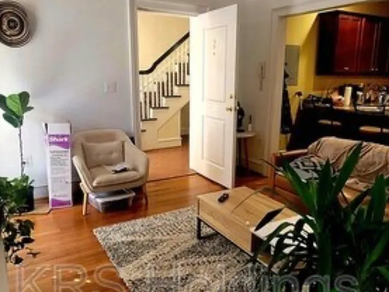 2710 Stuart Ave #8 — Photo 13