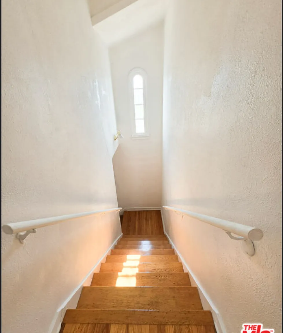 2 bed, 1300 sqft, $3,590 — Photo 3