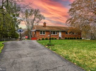 3015 James St, Fairfax, VA 22031