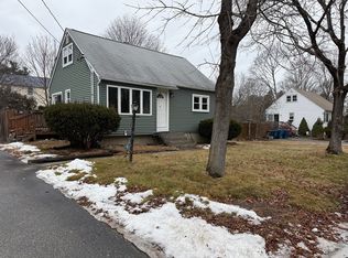 6 Anthony Rd, Tewksbury, MA 01876