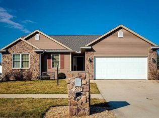 227 Clarmont Ct, Goshen, IN 46526