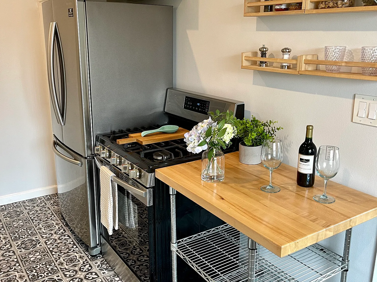 1 bed, 610 sqft, $2,225 — Photo 3