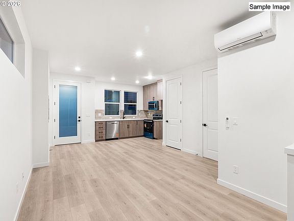 4th image of 8332 N Bank St