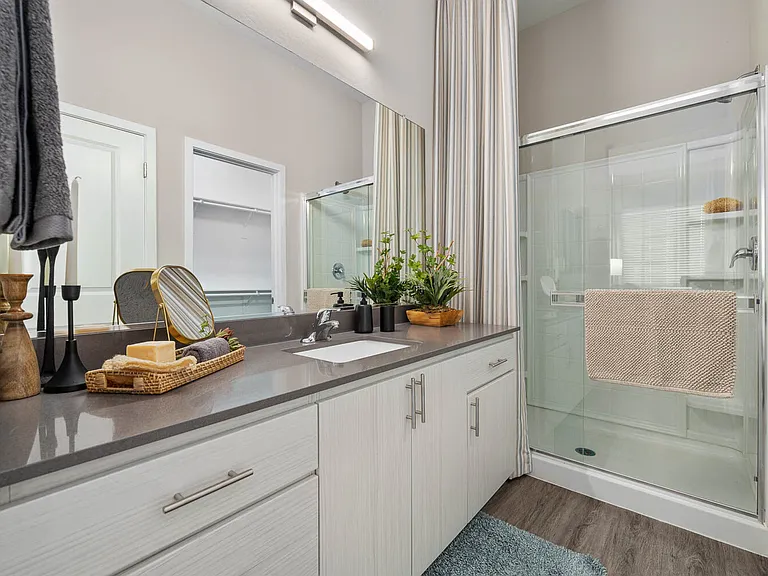 Abode At Litchfield Park — Photo 11