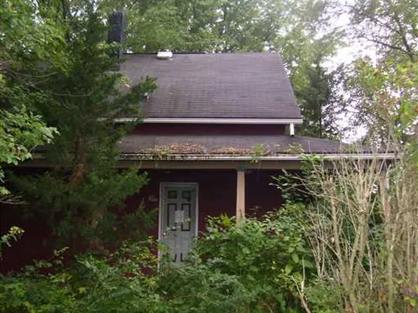 390 W Peterson Rd, Troy, OH 45373