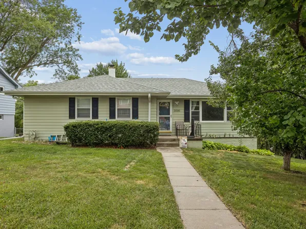 3006 S 108th St, Omaha, NE 68144