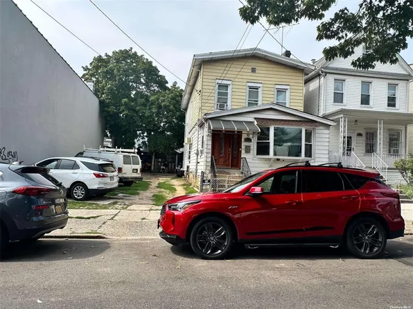 111-23 42nd Avenue, Corona, NY 11368