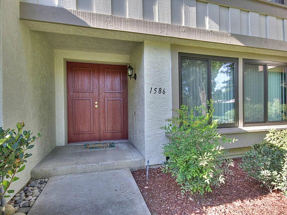 2nd image of 1586 Fitchville Ave