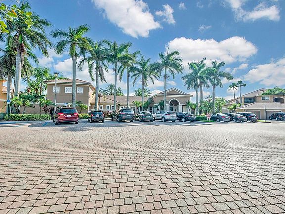 5th image of 3738 NW Mediterranean Ln #305