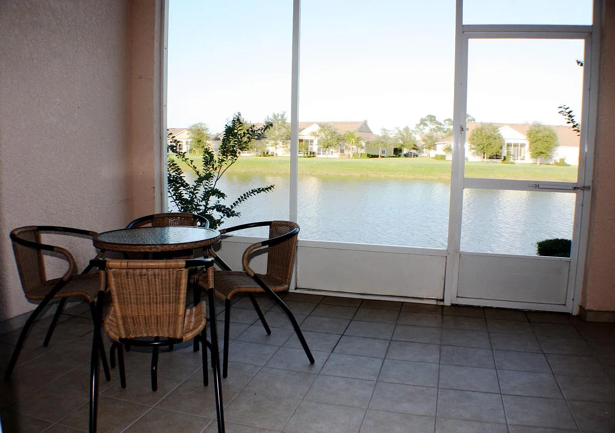 2 bed, 900 sqft, $2,000 — Photo 3