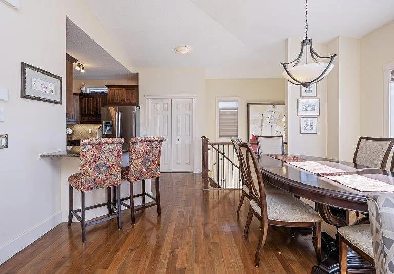 544 Rocky Vista Gdns NW — Photo 7