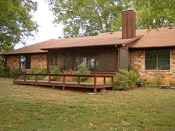 2nd image of 109 Chippewa Cv