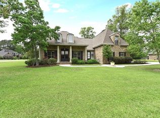 113 Willow Bend Dr, Madisonville, LA 70447