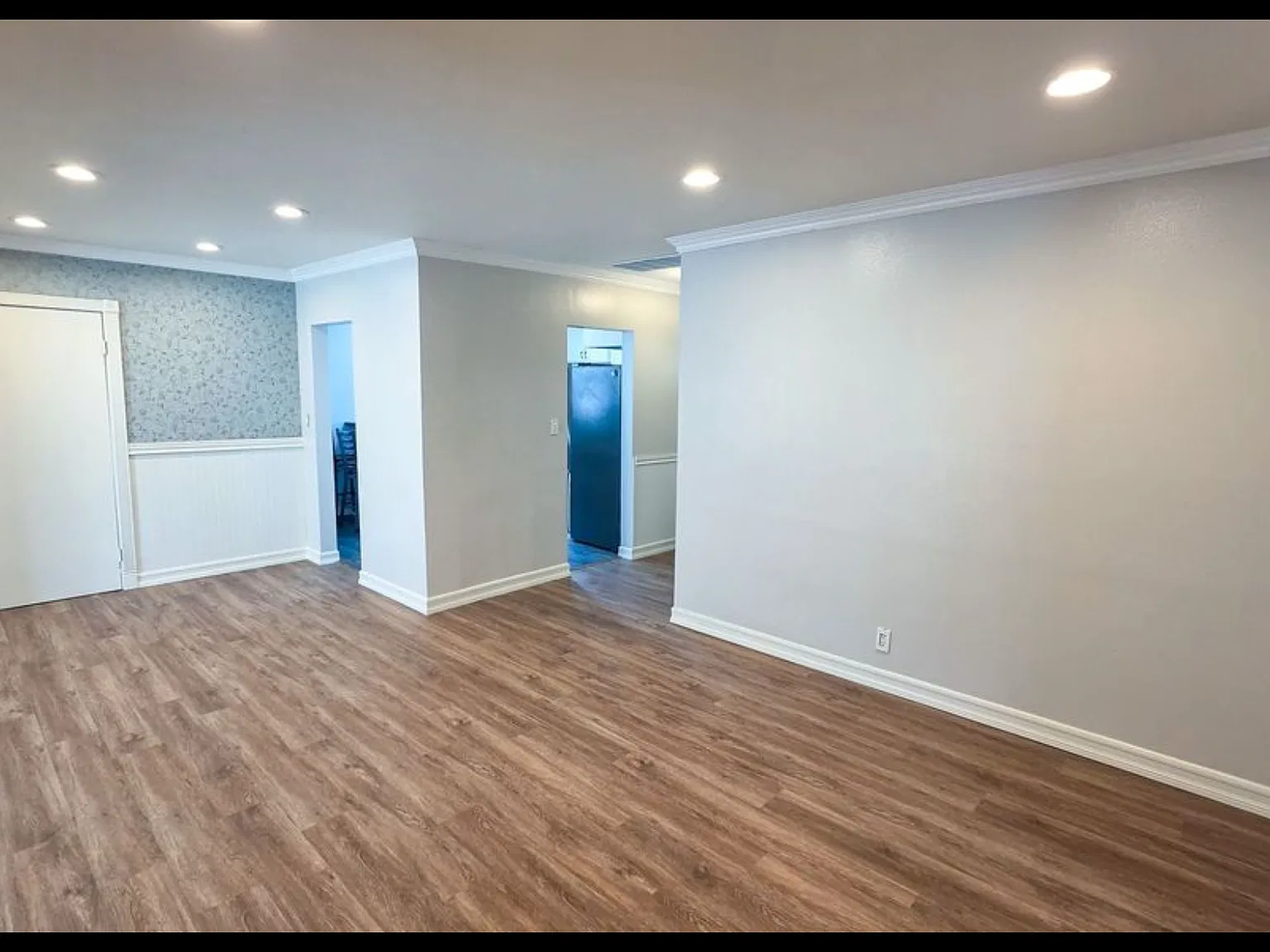 5 bed, 2136 sqft, $4,700 — Photo 4