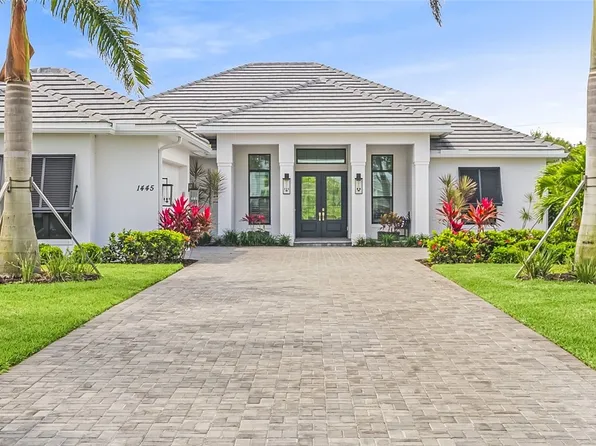 1445 River Club Dr, Indian River Shores, FL 32963