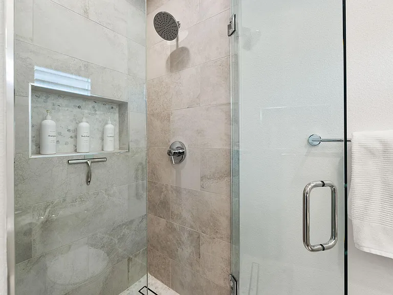 45163 Crystal Springs Dr — Photo 18