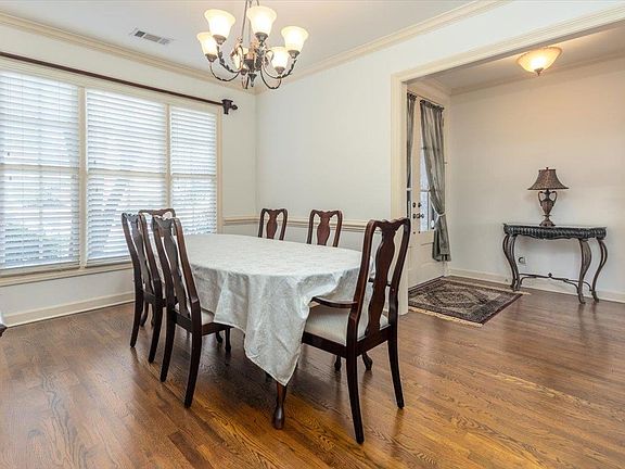 4th image of 8923 River Knoll Dr