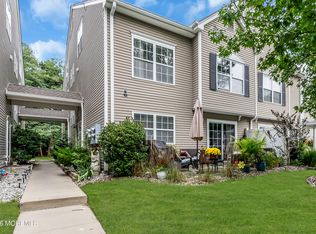 10 Topeka Ct, Tinton Falls, NJ 07712