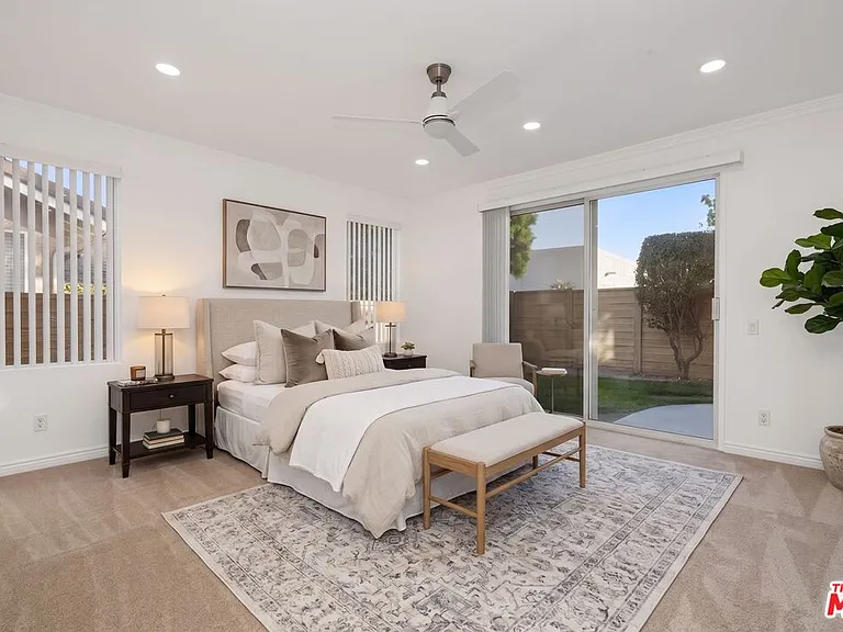 5711 Citrus Ranch Cir — Photo 16
