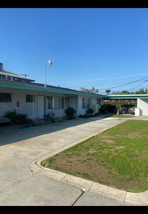 1st image of 2112-2128 W Princeton Ave #1B-1BA-600SQFT