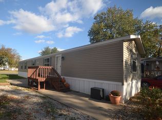 23 Eddie Dr, Smithton, IL 62285