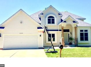 1555 Burg Ave, Saint Paul, MN 55119