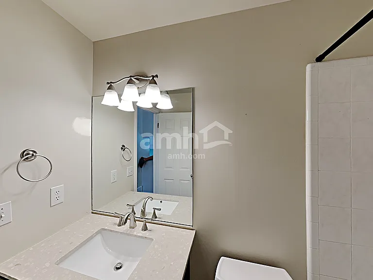 2056 N 850 W — Photo 17