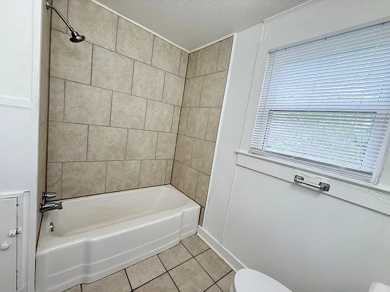 835 Iris St #1/2 — Photo 9