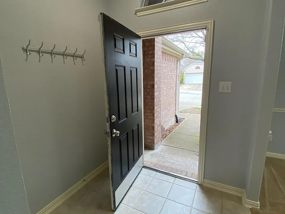 2508 Canyon Bay