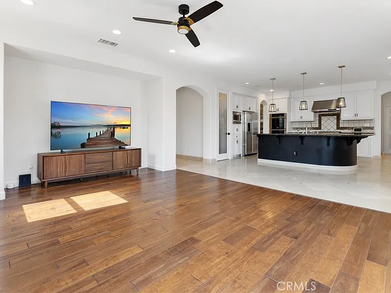 4116 Dakota Dr — Photo 11