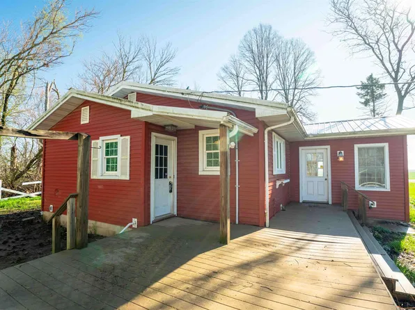 20051 O Ave, Grundy Center, IA 50638