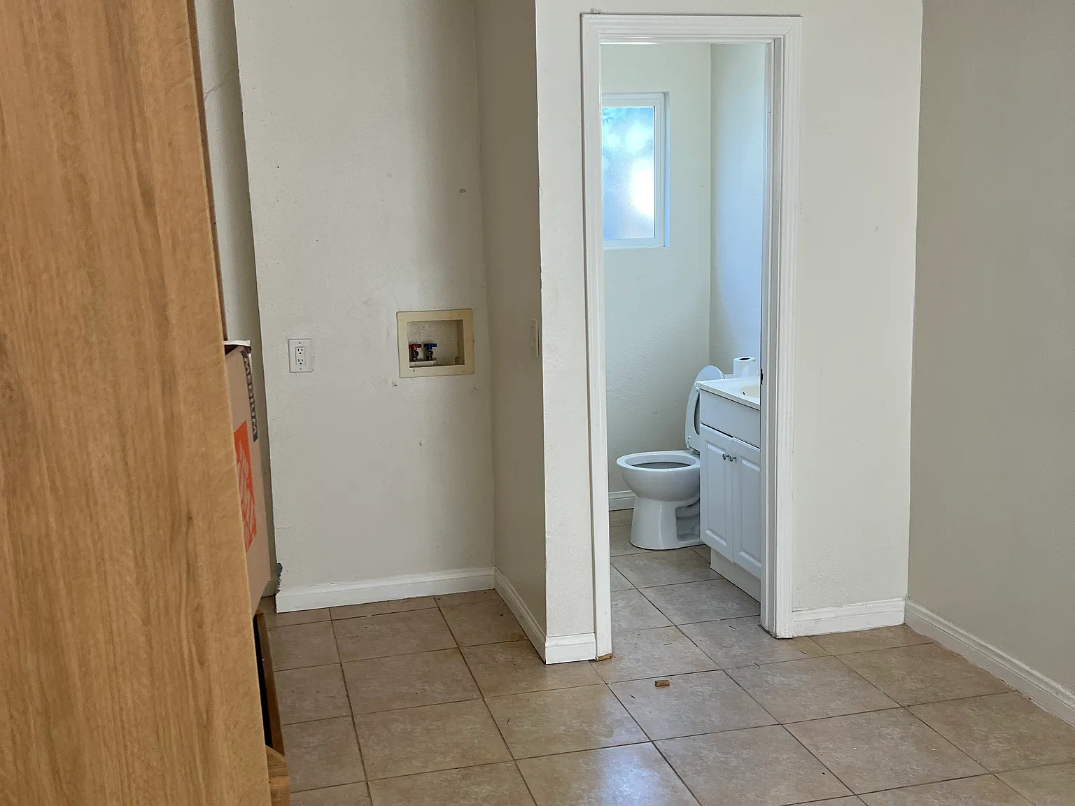 2306 S Grand Ave — Photo 3