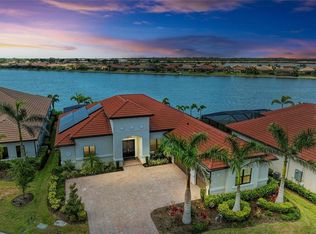 328 Maraviya Blvd, Nokomis, FL 34275