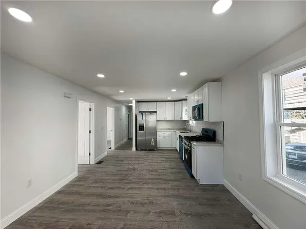 34 Harold St, Providence, RI