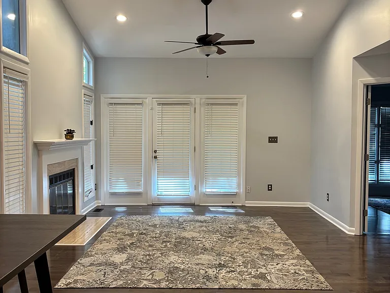 8052 Grey Oak Dr — Photo 10