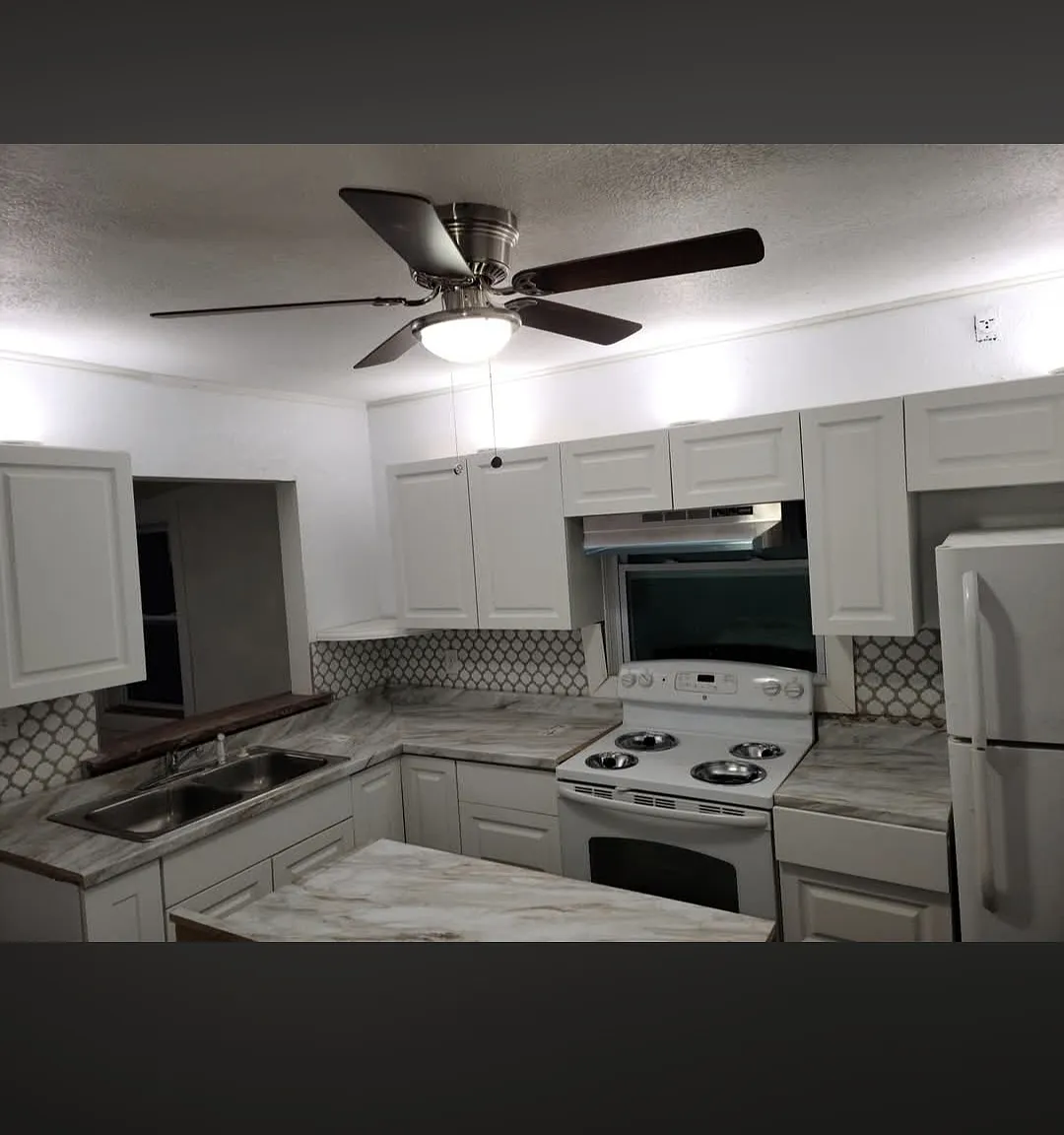 2 bed, 811 sqft, $1,375 — Photo 1