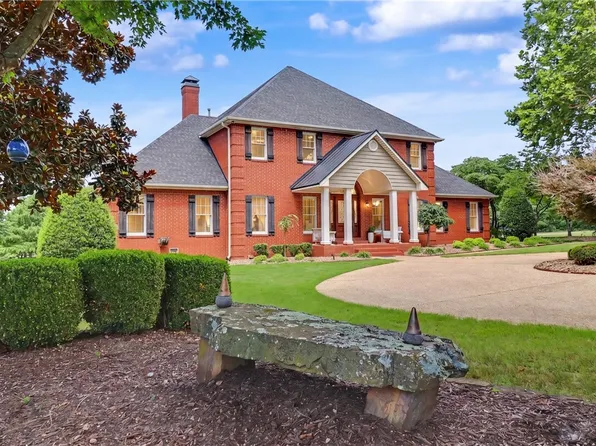 3789 N Sassafras Hill Rd, Fayetteville, AR 72703