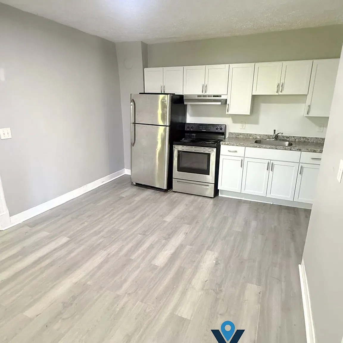 2 bed, 1000 sqft, $1,500 — Photo 2