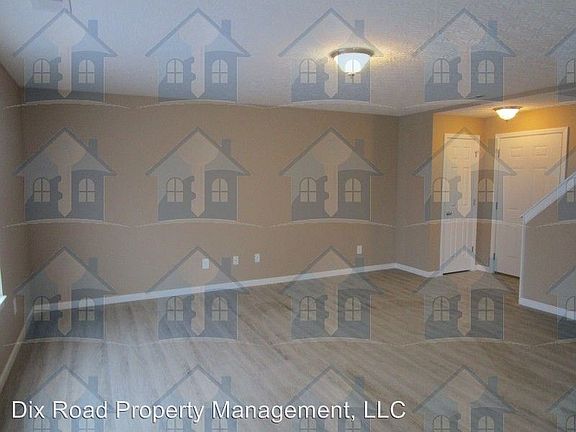 5th image of 208 Timber Hill Dr