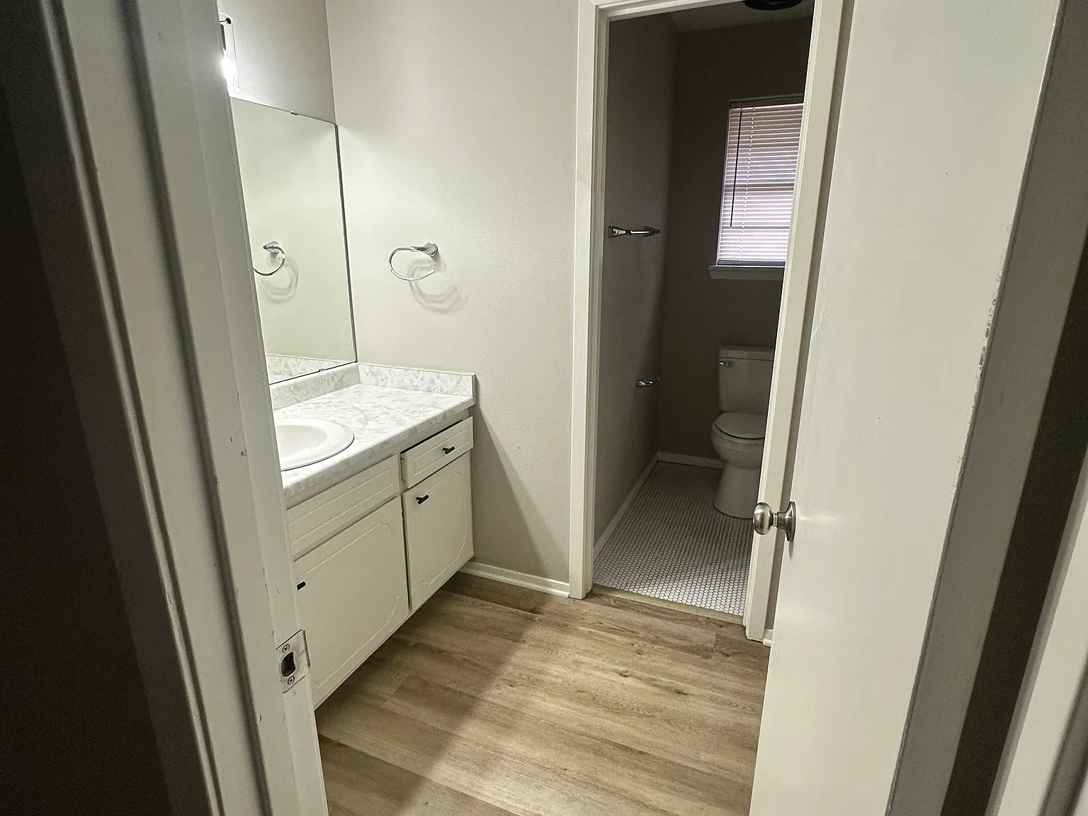 3 bed, 1796 sqft, $2,200 — Photo 4