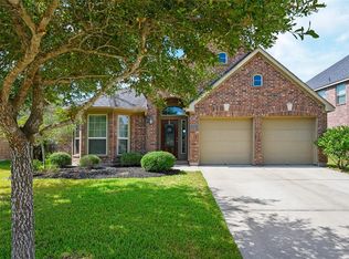 2935 Driftwood Bend Dr, Fresno, TX 77545