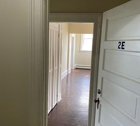 2nd image of 1013 Huron Ave #2E