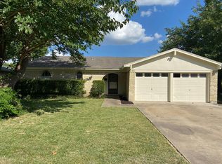 3021 Raton Dr, Fort Worth, TX 76116