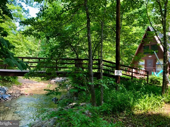 1662 Camp Roosevelt Rd, Fort Valley, VA 22652