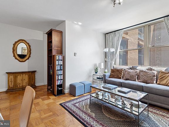 4th image of 1260 21st St NW APT 904