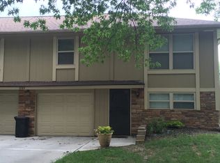 1208 SE 3rd Ter APT B, Lees Summit, MO 64063